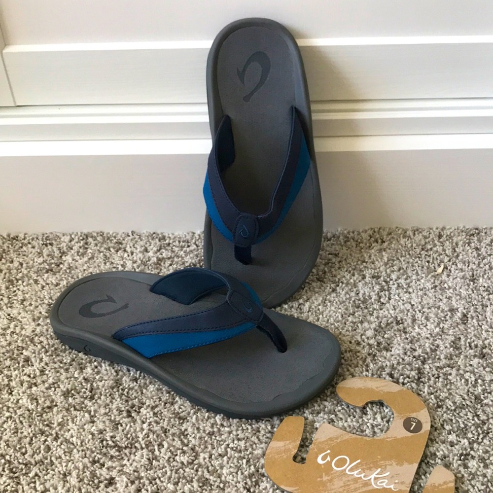 NWT Men's OluKai Ohana Koa Trench Blue/Stone sandals